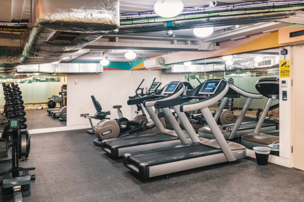 Dil Okulu_fitness salonu